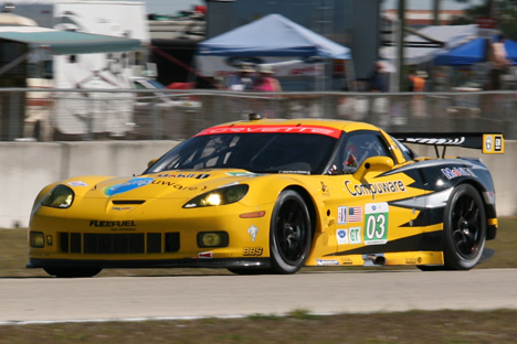 Jan Magnussen i sin American Le Mans Series racer.
